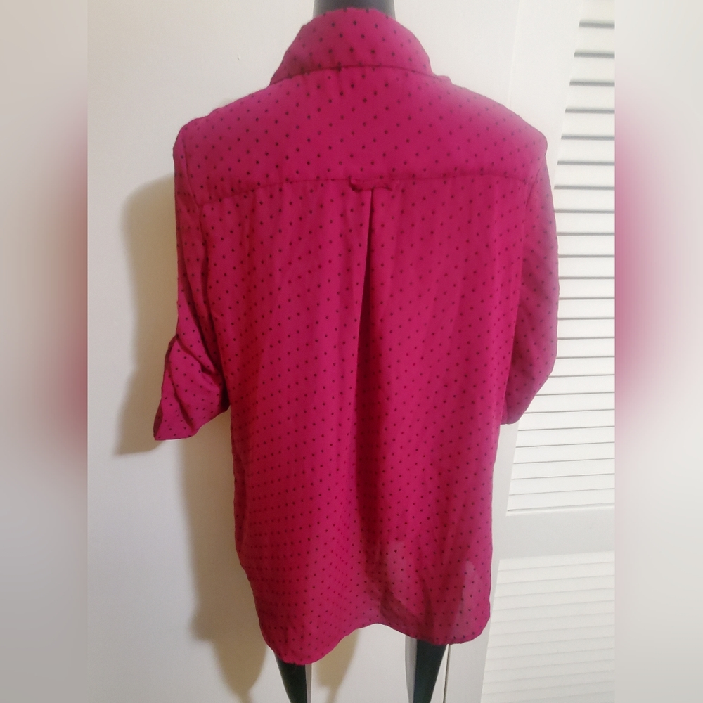 New York & Co. Raspberry polka dot top - Picture 3 of 5